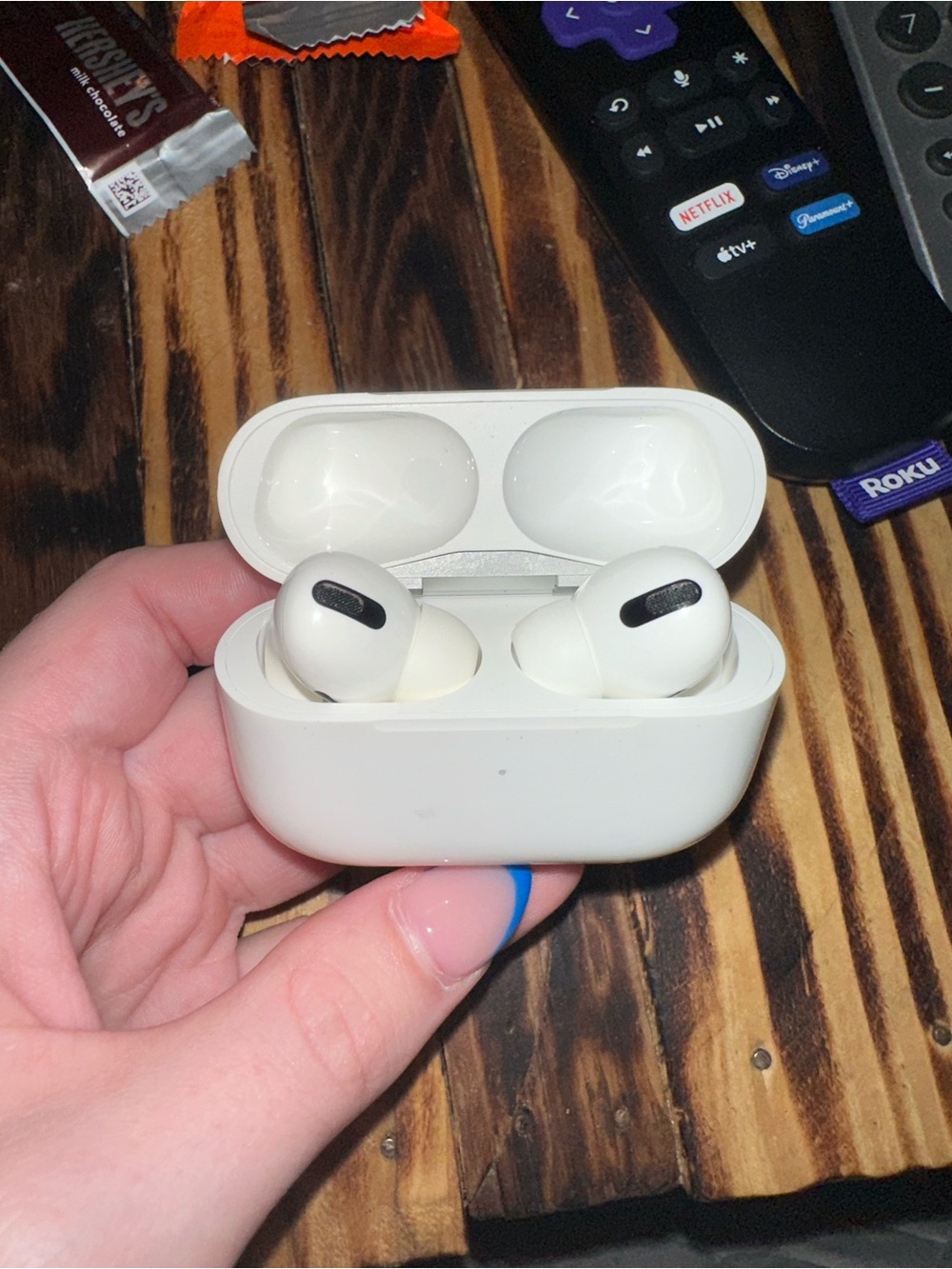 apple air-pod pros (1st generation)